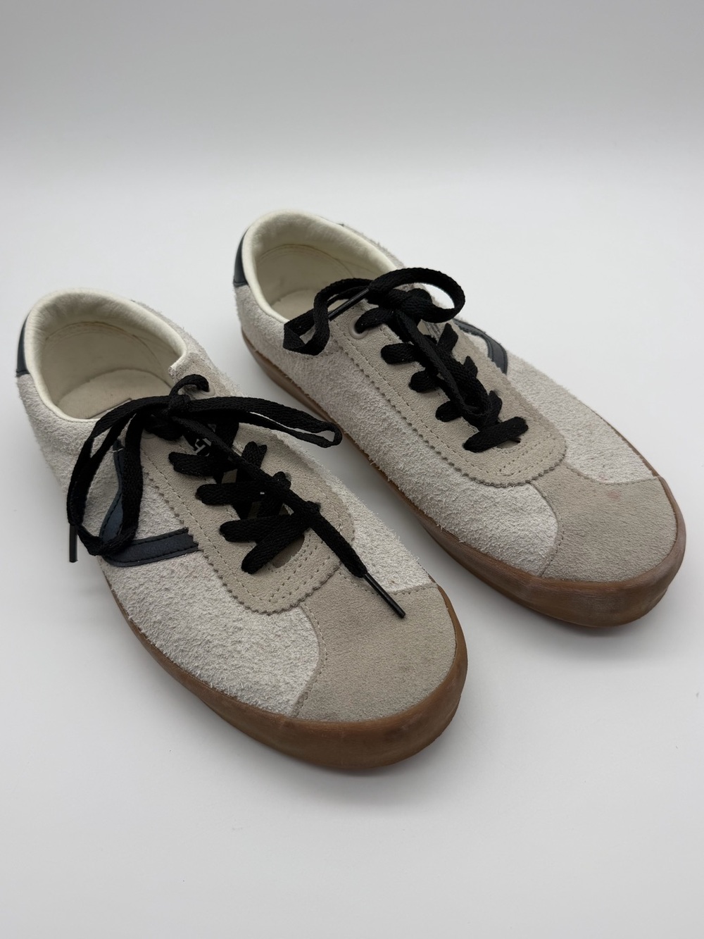 Vans Sport Low fuzzy Off-White Suede Black Sneakers  M 6.5 - W 8